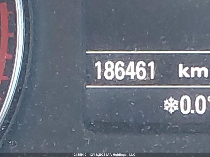 2015 Audi Q3 2.0T Technik VIN: WA1GFEFS9FR002203 Lot: 12485910