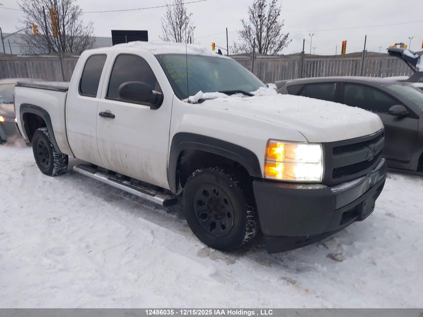1GCEC19C08Z132778 2008 Chevrolet Silverado C1500 auction photo 1