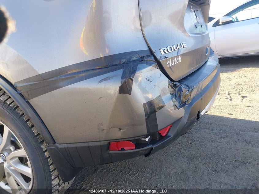 5N1AT2MV7HC789864 2017 NISSAN ROGUE photo no. 6