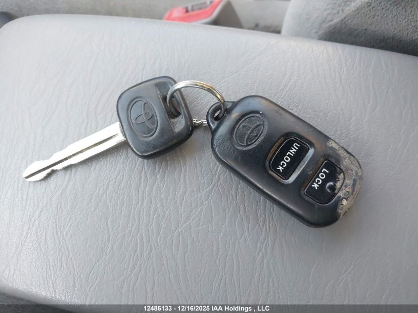 2004 Toyota Corolla Ce/Le/Sport VIN: 2T1BR32E84C817723 Lot: 12486133