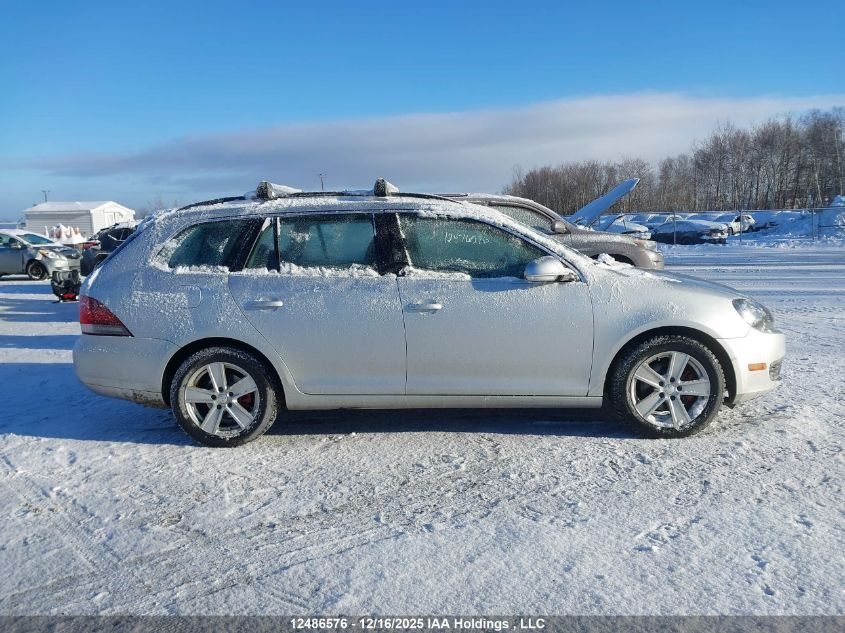 2010 Volkswagen Golf 2.5L Comfortline/2.5L Trendline VIN: 3VWKX7AJ6AM676601 Lot: 12486576