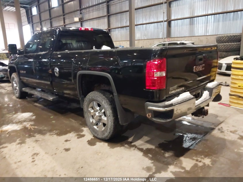1GT22YE89FZ521710 2015 GMC SIERRA photo no. 3