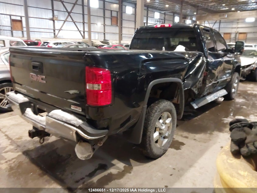 1GT22YE89FZ521710 2015 GMC SIERRA photo no. 4