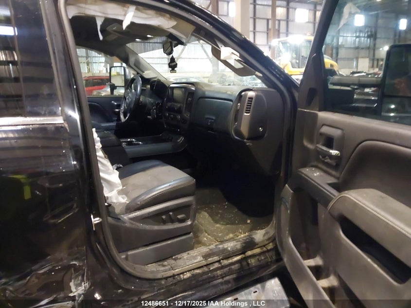 1GT22YE89FZ521710 2015 GMC SIERRA photo no. 5