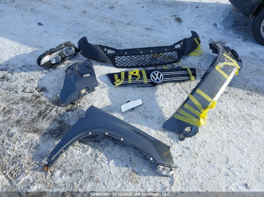 2012 Volkswagen Tiguan 2.0 Tsi Comfortline/2.0 Tsi Highline/2.0 Tsi Trendline VIN: WVGBV7AX7CW001268 Lot: 12483360X