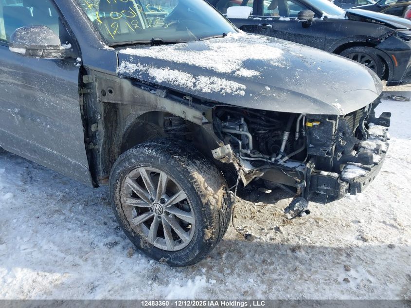 2012 Volkswagen Tiguan 2.0 Tsi Comfortline/2.0 Tsi Highline/2.0 Tsi Trendline VIN: WVGBV7AX7CW001268 Lot: 12483360X