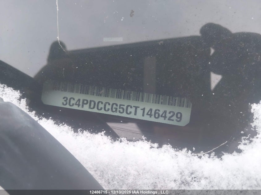 3C4PDCCG5CT146429 2012 Dodge Journey 3.6 Sxt White