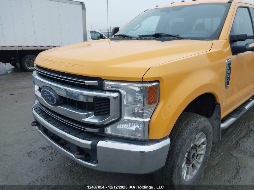 2022 Ford F-350 Chassis Xlt VIN: 1FD8W3F68NEC00161 Lot: 12487054