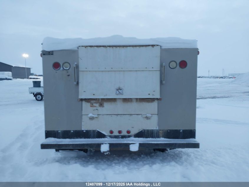 2004 Ford F-550 Xl/Xlt VIN: 1FDAF57P54ED43054 Lot: 12487099