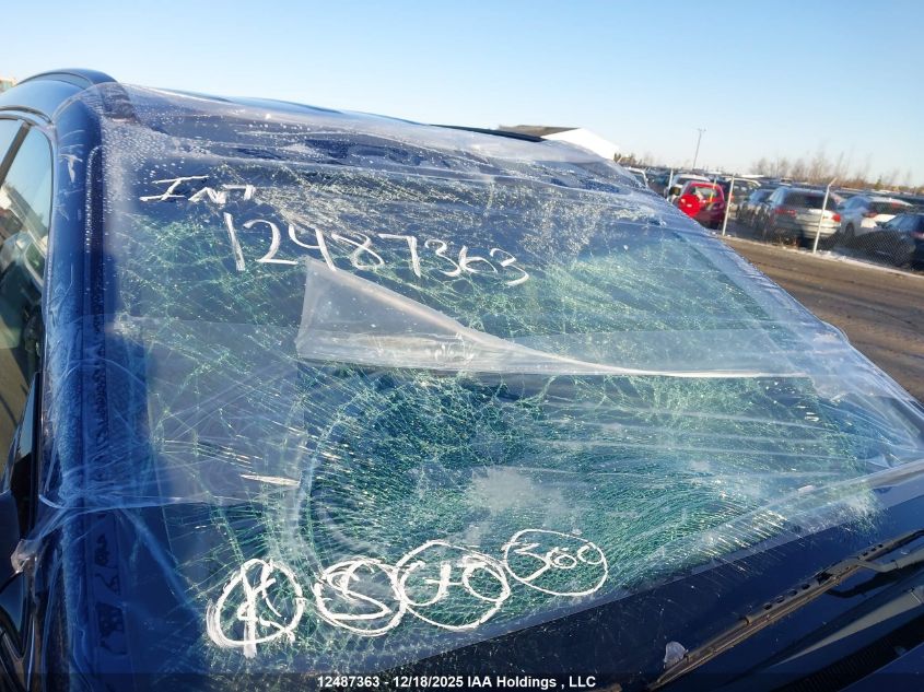 2017 Hyundai Santa Fe Sport 2.4 Premium VIN: 5XYZUDLB5HG500046 Lot: 12487363