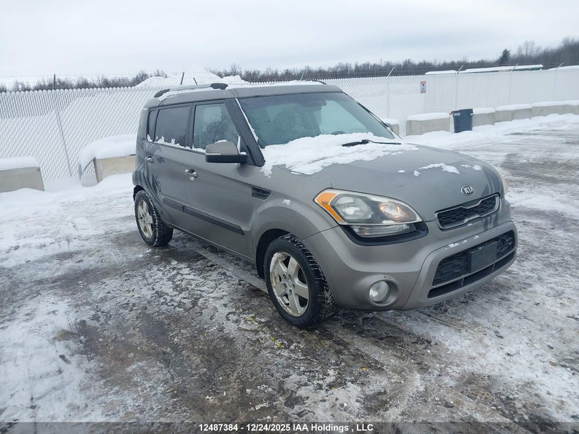 KNDJT2A64D7556612 2013 Kia Soul 2.0L 2U/2.0L 4U/2.0L 4U Burner/2.0L 4U Luxury/2.0L 4U Retro auction photo 1