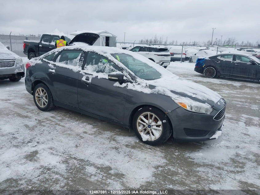 1FADP3F27HL305132 2017 Ford Focus Se auction photo 1
