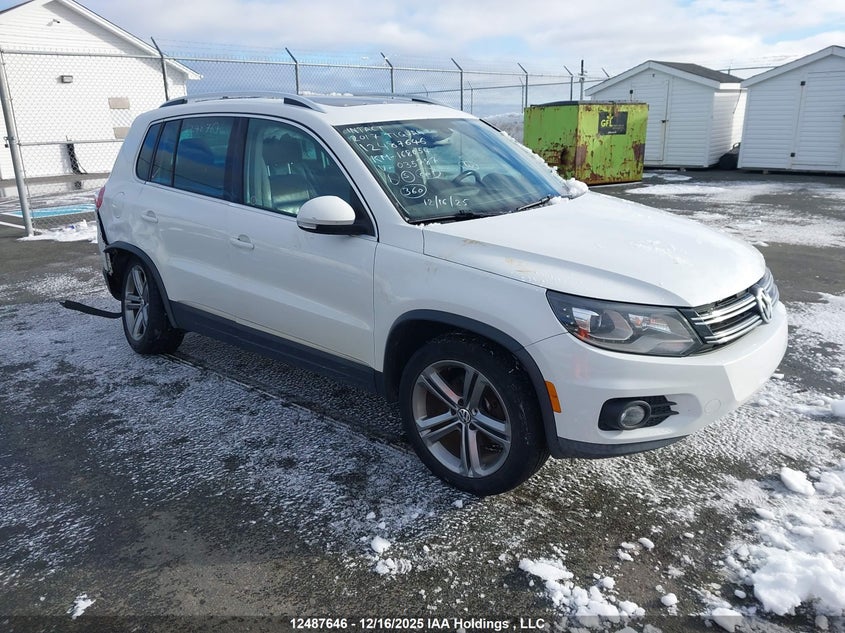 WVGLV7AXXHK035787 2017 Volkswagen Tiguan Highline auction photo 1