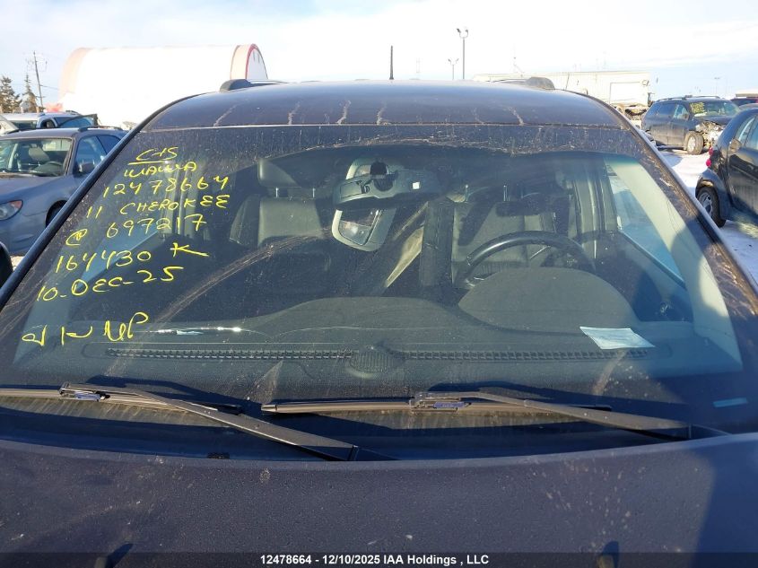 2011 Jeep Grand Cherokee Laredo VIN: 1J4RR4GG7BC697217 Lot: 12478664X