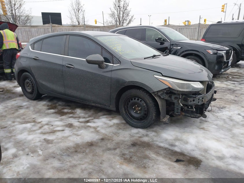 3G1BE6SMXHS561963 2017 Chevrolet Cruze Lt Auto auction photo 1