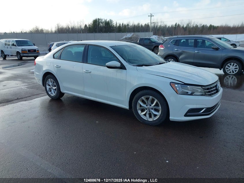 1VWAA7A30JC028428 2018 Volkswagen Passat 2.0 Tsi Trendline+ auction photo 1