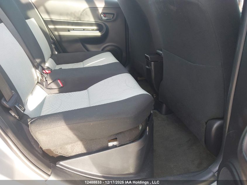 2015 Toyota Prius C Technology VIN: JTDKDTB32F1106877 Lot: 12488833