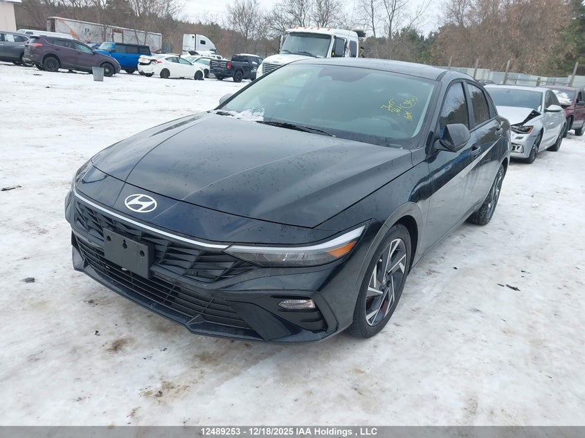 2025 Hyundai Elantra Sel Sport, Изъятое, IAAI, VIN KMHLM4DG0SU869575 — фото 2