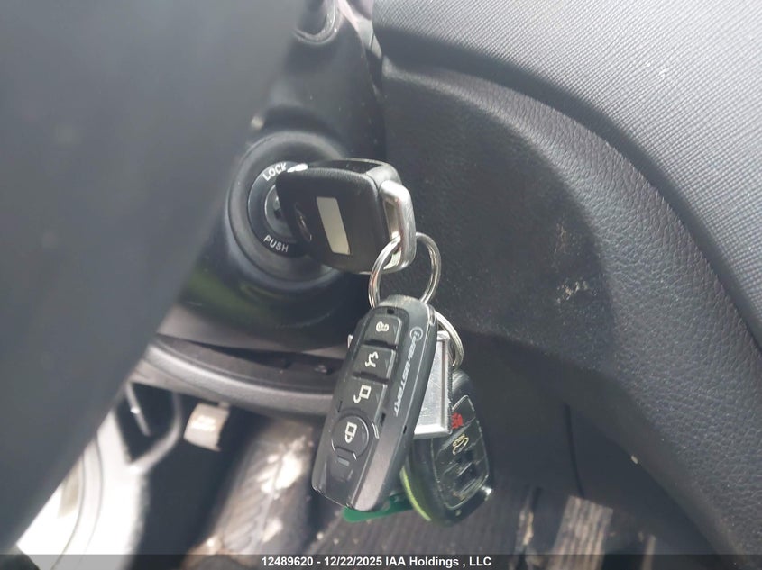 2016 Hyundai Santa Fe VIN: 5XYZUDLB6GG374679 Lot: 12489620