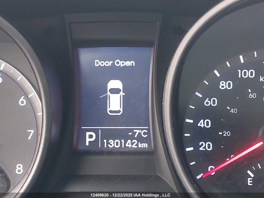 2016 Hyundai Santa Fe VIN: 5XYZUDLB6GG374679 Lot: 12489620