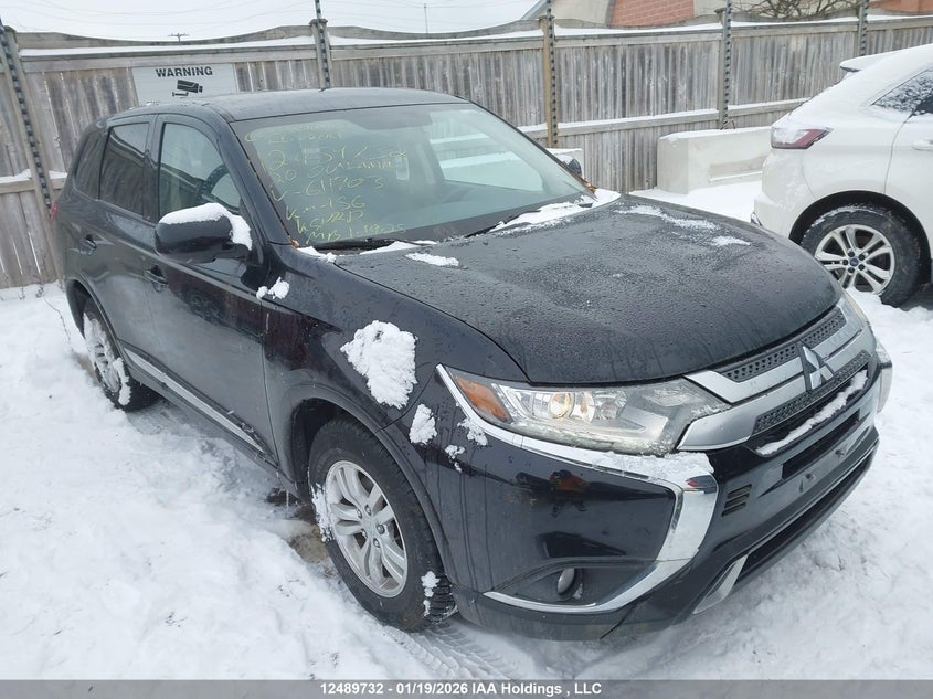 2020 Mitsubishi Outlander