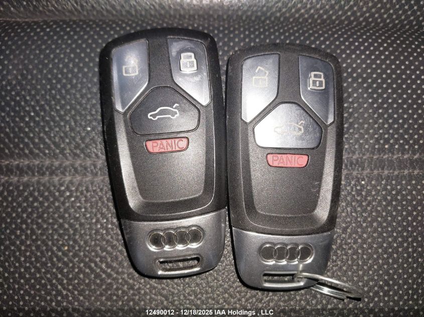 2019 Audi A4 Allroad 45 Technik VIN: WAUCNAF48KA010039 Lot: 12490012