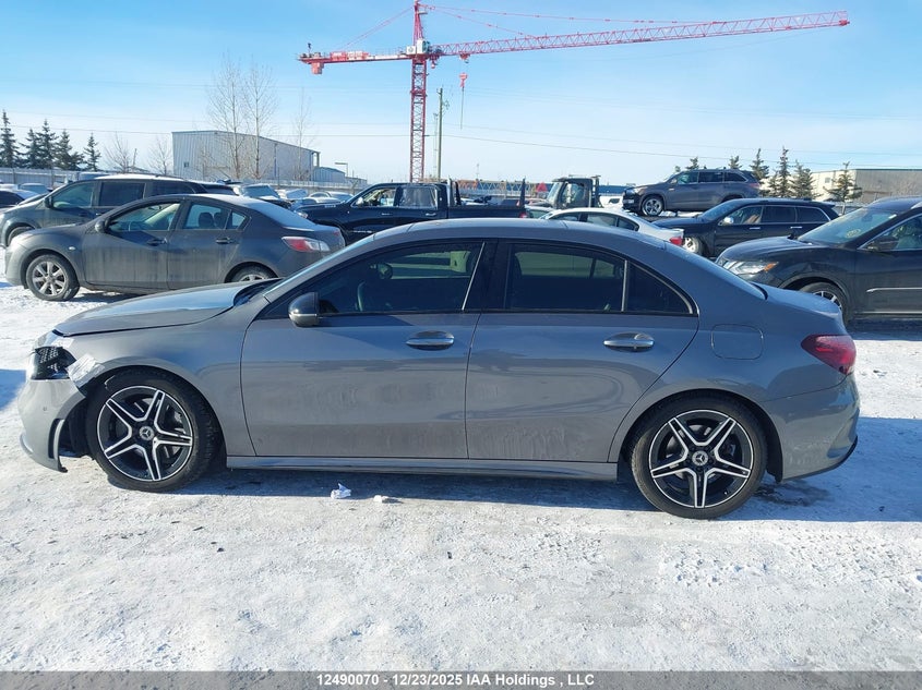 2020 Mercedes-Benz A 220 4Matic VIN: W1K3G4FB8LJ208219 Lot: 12490070