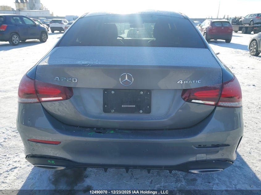 2020 Mercedes-Benz A 220 4Matic VIN: W1K3G4FB8LJ208219 Lot: 12490070