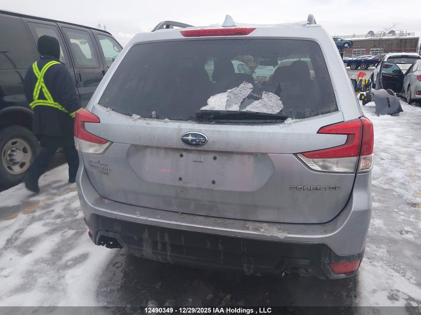 2022 Subaru Forester VIN: JF2SKECC6NH513902 Lot: 12490349