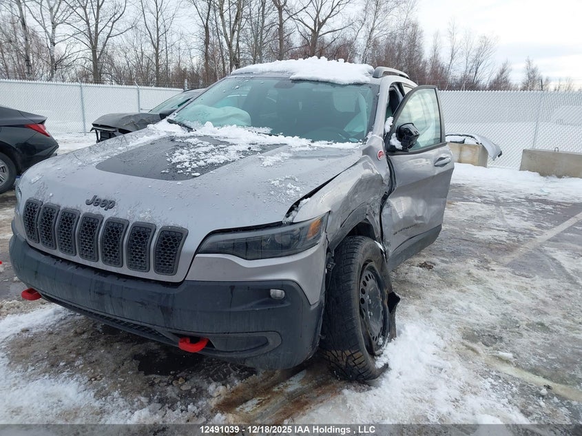 Vin: 1c4pjmbx0nd524472, lot: 2878102, jeep cherokee 20222
