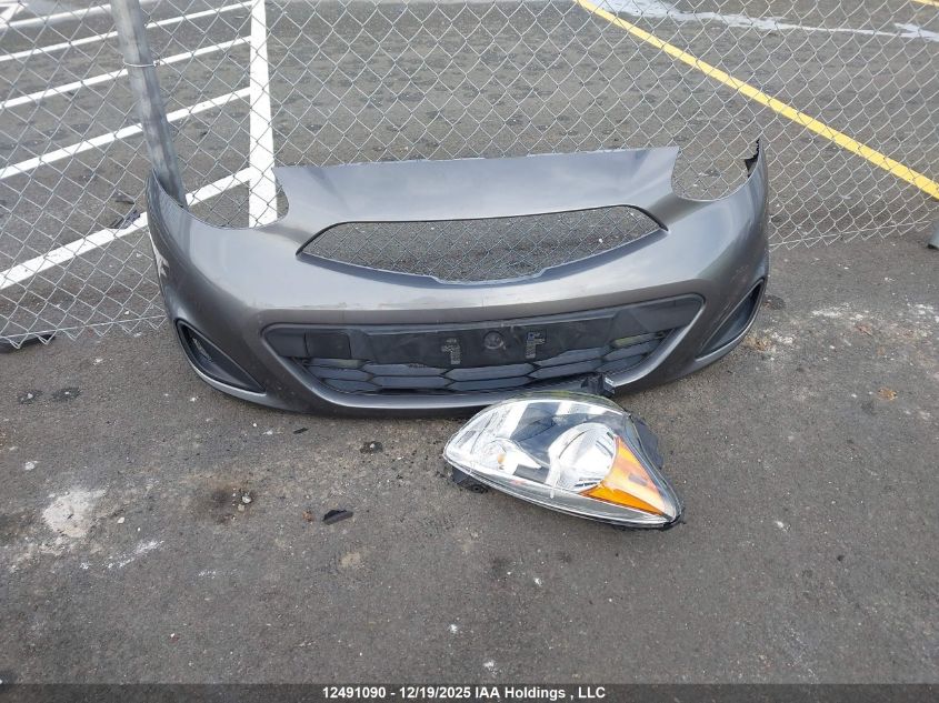 2017 Nissan Micra S/Sr/Sv VIN: 3N1CK3CPXHL266208 Lot: 12491090