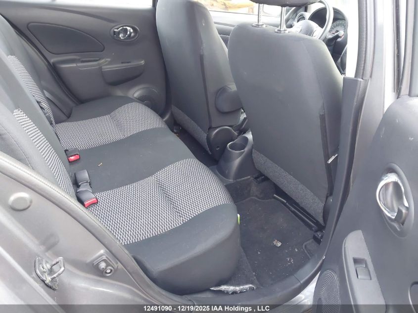 2017 Nissan Micra S/Sr/Sv VIN: 3N1CK3CPXHL266208 Lot: 12491090