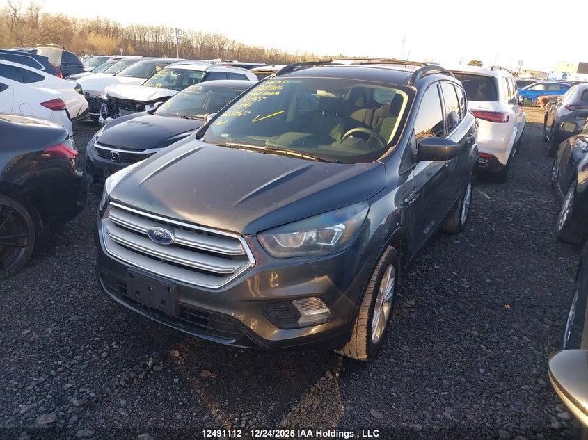 1FMCU9GD6HUC68937 2017 FORD ESCAPE photo no. 2