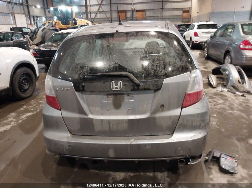 2010 Honda Fit Dx VIN: JHMGE8H24AC801825 Lot: 12486411X