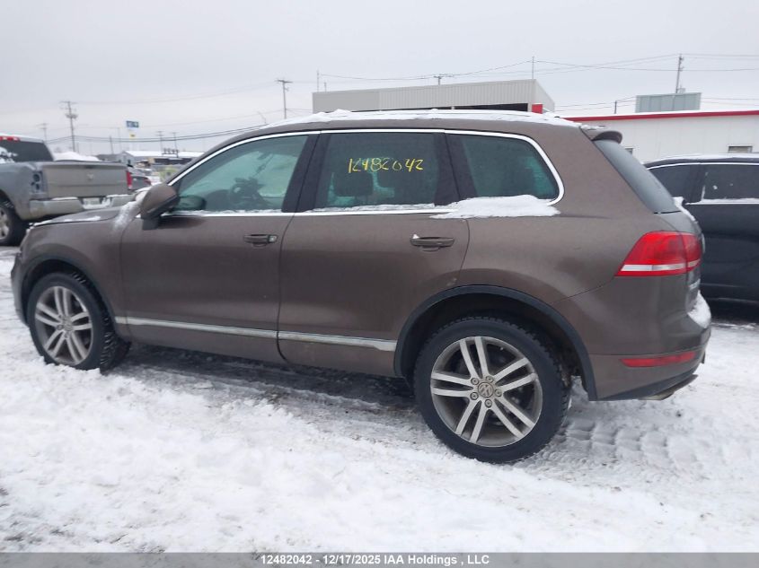 2013 Volkswagen Touareg 3.0 Tdi Comfortline/3.0 Tdi Highline VIN: WVGDP9BPXDD009570 Lot: 12482042X