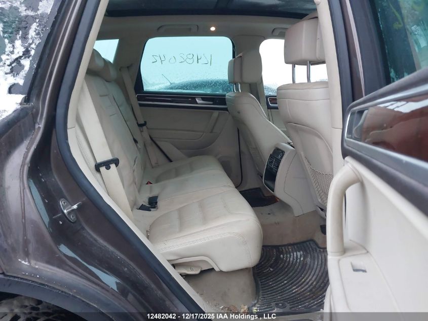 2013 Volkswagen Touareg 3.0 Tdi Comfortline/3.0 Tdi Highline VIN: WVGDP9BPXDD009570 Lot: 12482042X