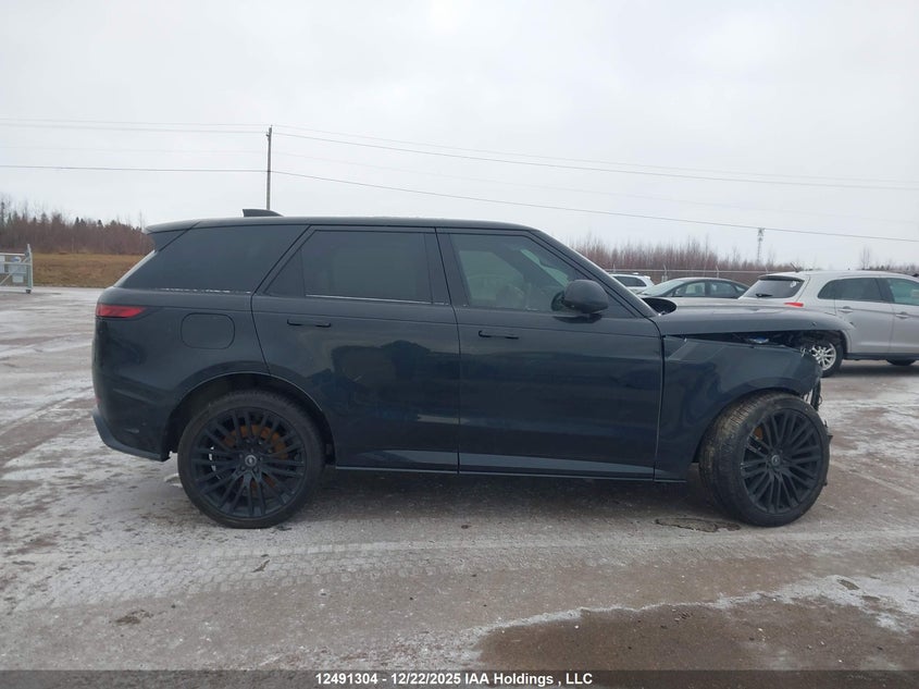 2024 Land Rover Range Rover Sport Sv Edition One Flux Silver/Sv Edition One Obsidian Black VIN: SAL1Z9F99RA407139 Lot: 12491304