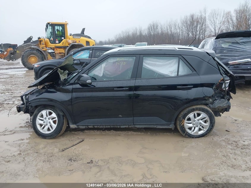 2023 Hyundai Venue Preferred VIN: KMHRC8A39PU258957 Lot: 12491447