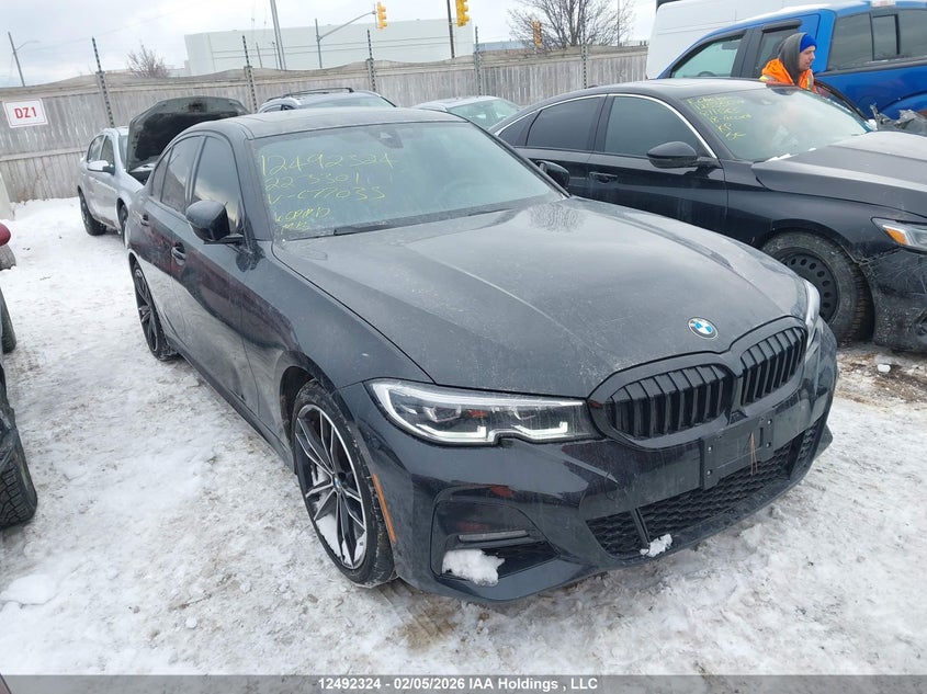 3MW5R7J02N8C77035 2022 BMW 330I xDrive auction photo 1
