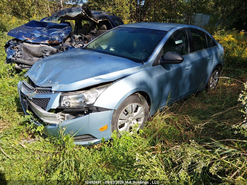 2012 Chevrolet Cruze Ls, Front, IAAI, VIN 1G1PC5SH8C7184758 — photo 2