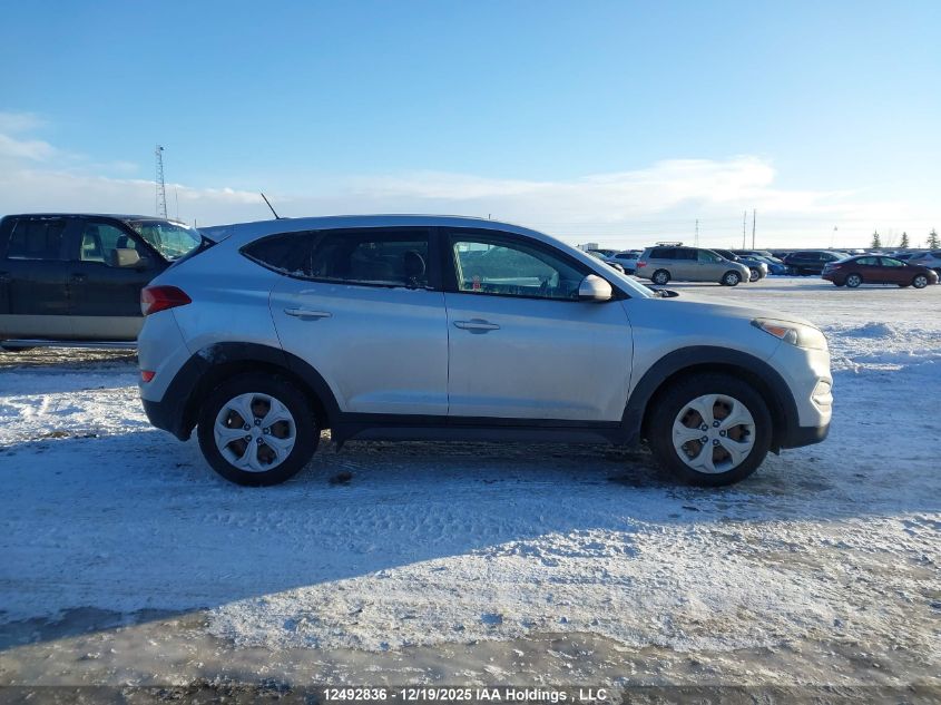 2016 Hyundai Tucson Se VIN: KM8J23A42GU171591 Lot: 12492836