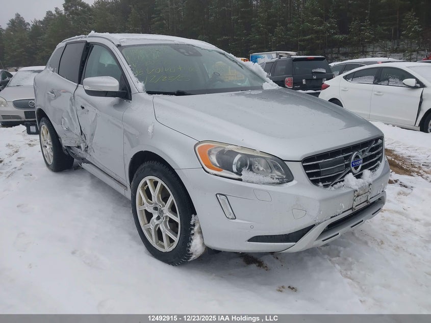 YV4612RK8G2900275 2016 Volvo Xc60 T5/Premier auction photo 1