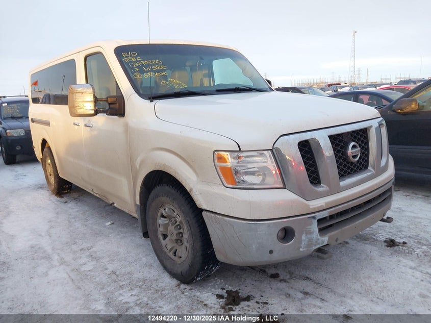 5BZAF0AA2HN850656 NISSAN NV Photo 1