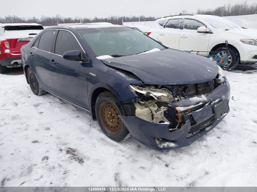 2014 Toyota Camry Hybrid