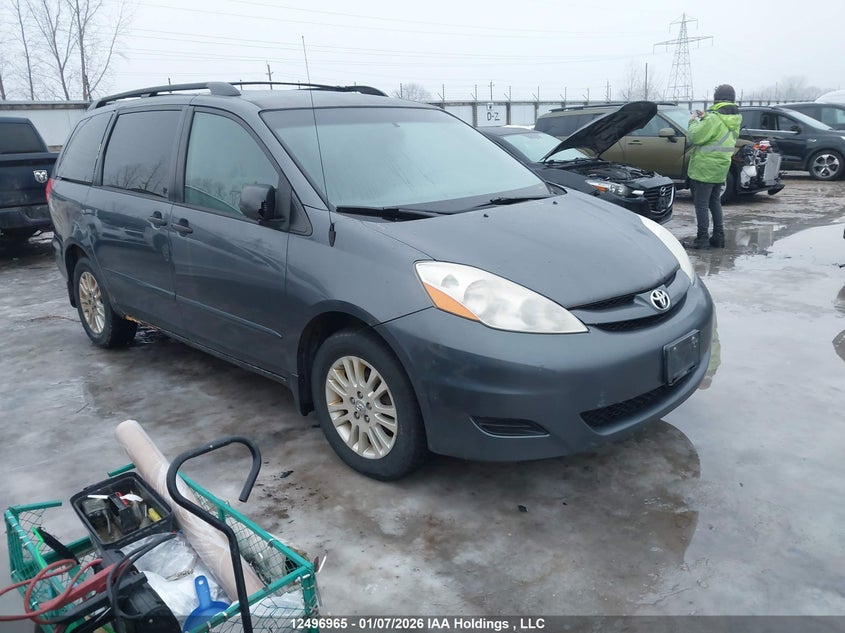 5TDBK29C97S005085 TOYOTA SIENNA Photo 1