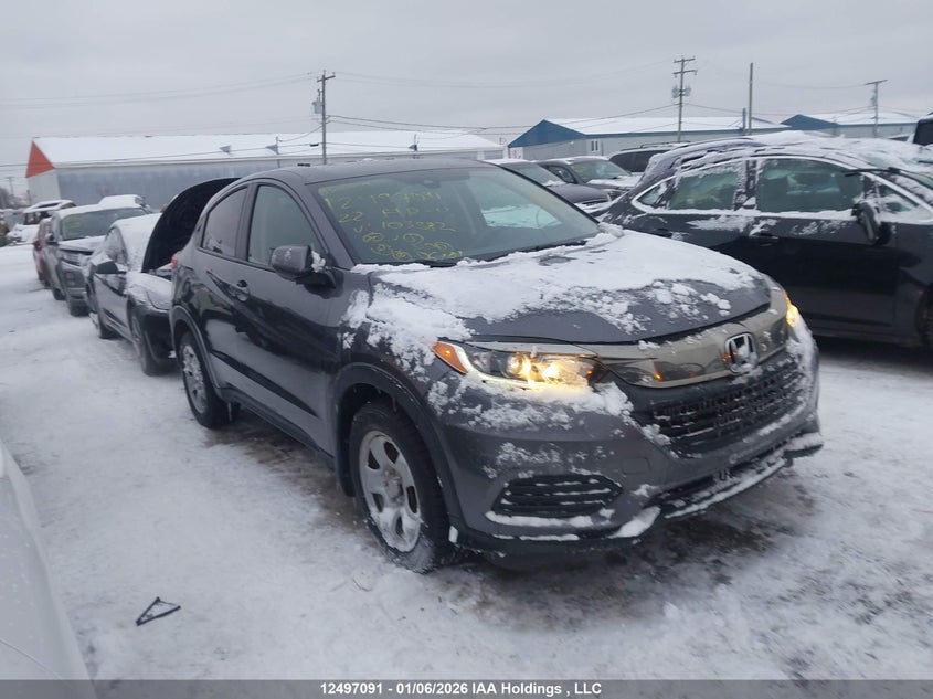 3CZRU6H38NM103582 HONDA HR-V Photo 1