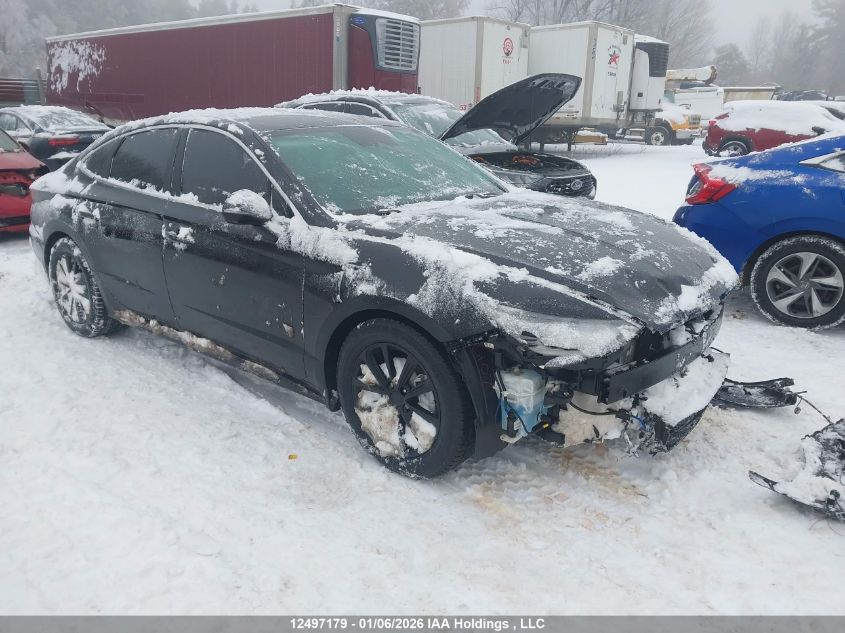 2022 Hyundai Sonata Hybrid