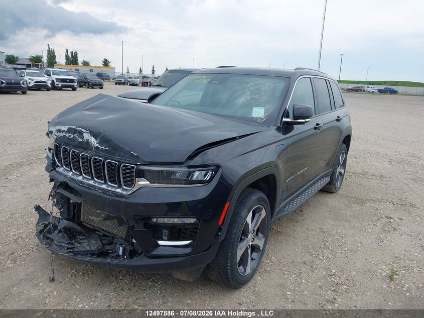 2022 Jeep Grand Cherokee 4Xe Limited, Front, IAAI, VIN 1C4RJYB61N8735048 — photo 2