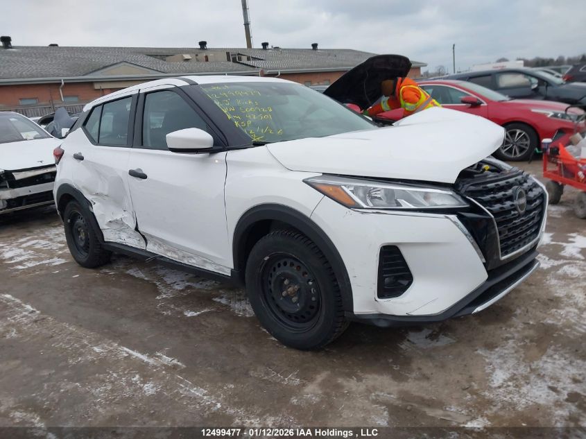 2023 Nissan Kicks