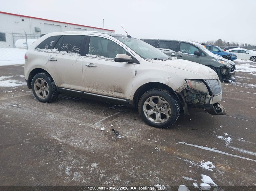 2LMDJ8JK9CBL11135 LINCOLN MKX Photo 1